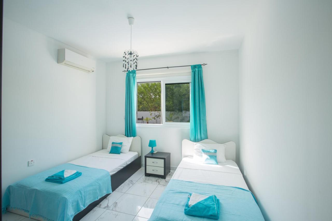 Broadway Villas 普罗塔拉斯 外观 照片