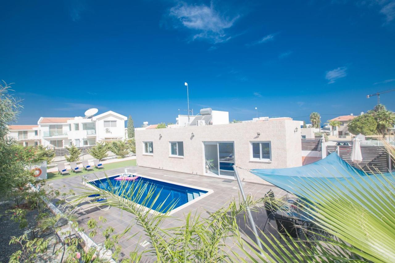 Broadway Villas 普罗塔拉斯 外观 照片