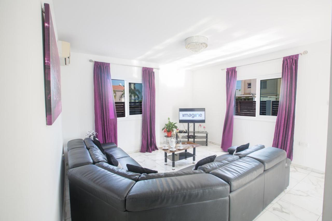 Broadway Villas 普罗塔拉斯 外观 照片